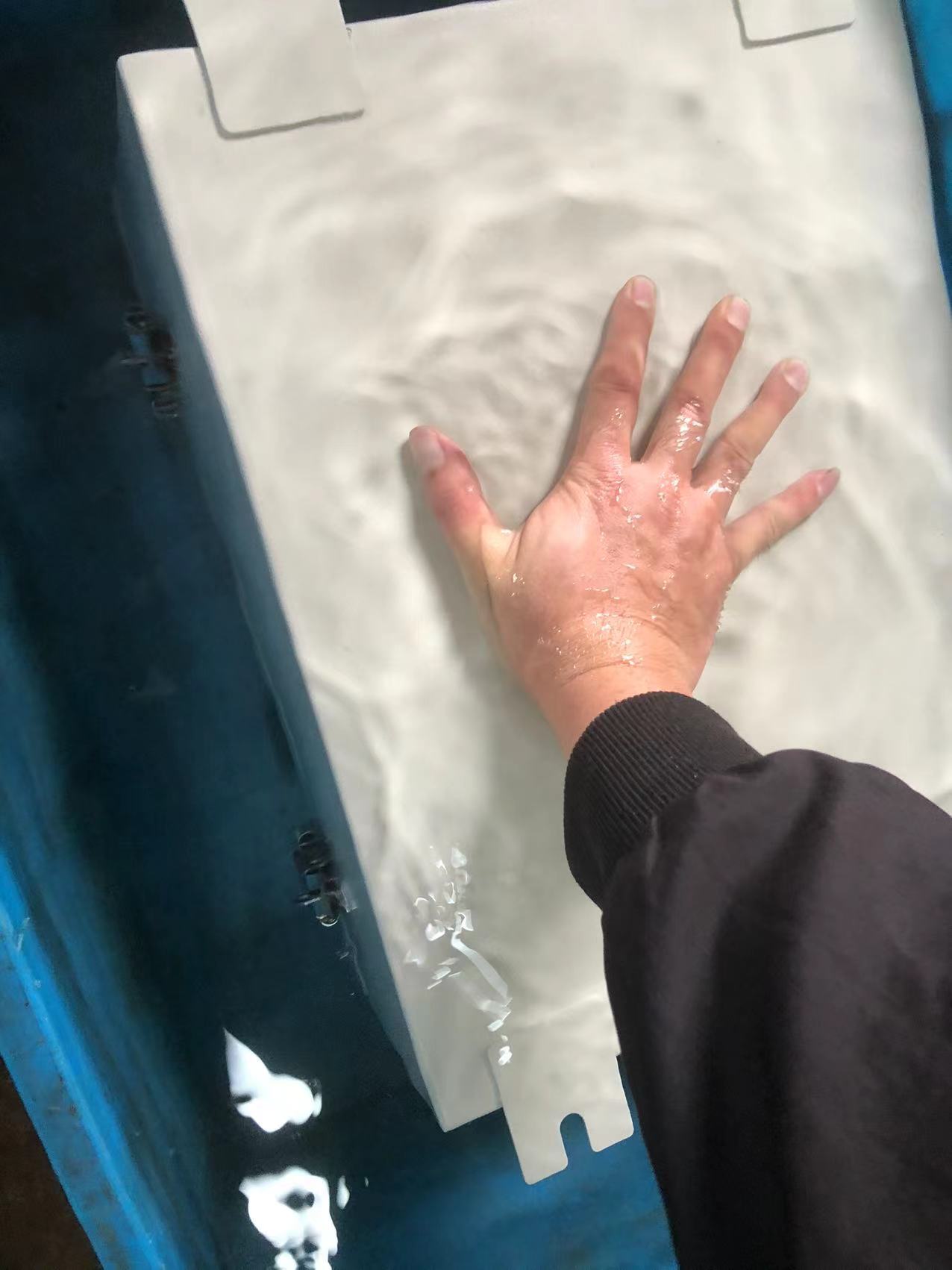 ¿Por qué las carcasas eléctricas exigen pruebas a prueba de agua IP?