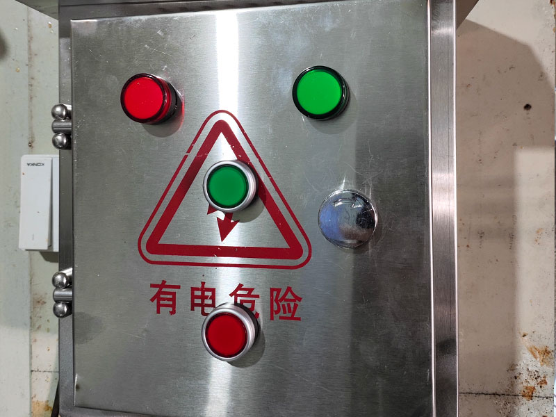 ¿Cómo los armarios de armarios de hornos industriales mejoran la calidad del producto en hornear y curar